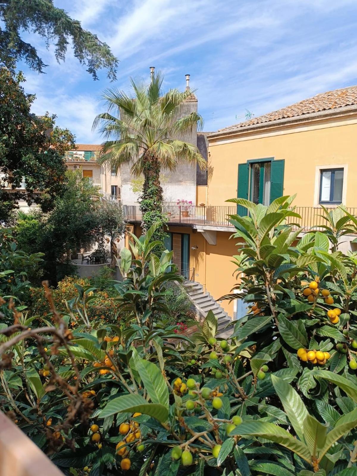 La Corte Dei Nespoli Acireale Kültér fotó